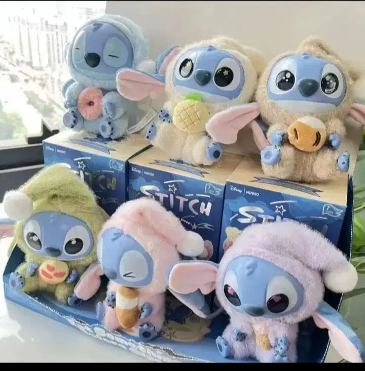 اسباب بازی    عروسک|اسباب‌‌بازی|بندر گناوه, |دیوار