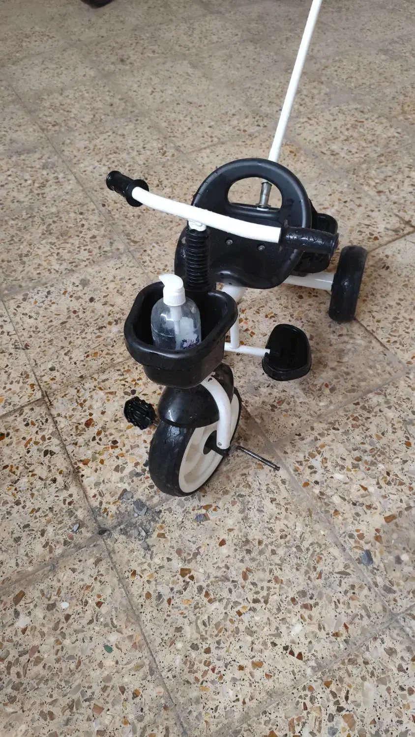 دوچرخه پلاستیکی . تمیز فقط 700ت|اسباببازی بچه|آق قلا, |دیوار