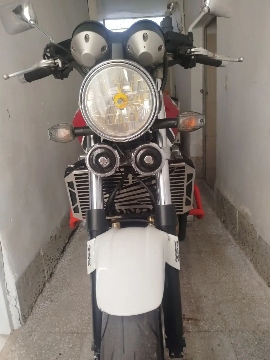 سی بی ۲۰۱۱|موتورسیکلت|نیشابور, هفده شهریور|دیوار