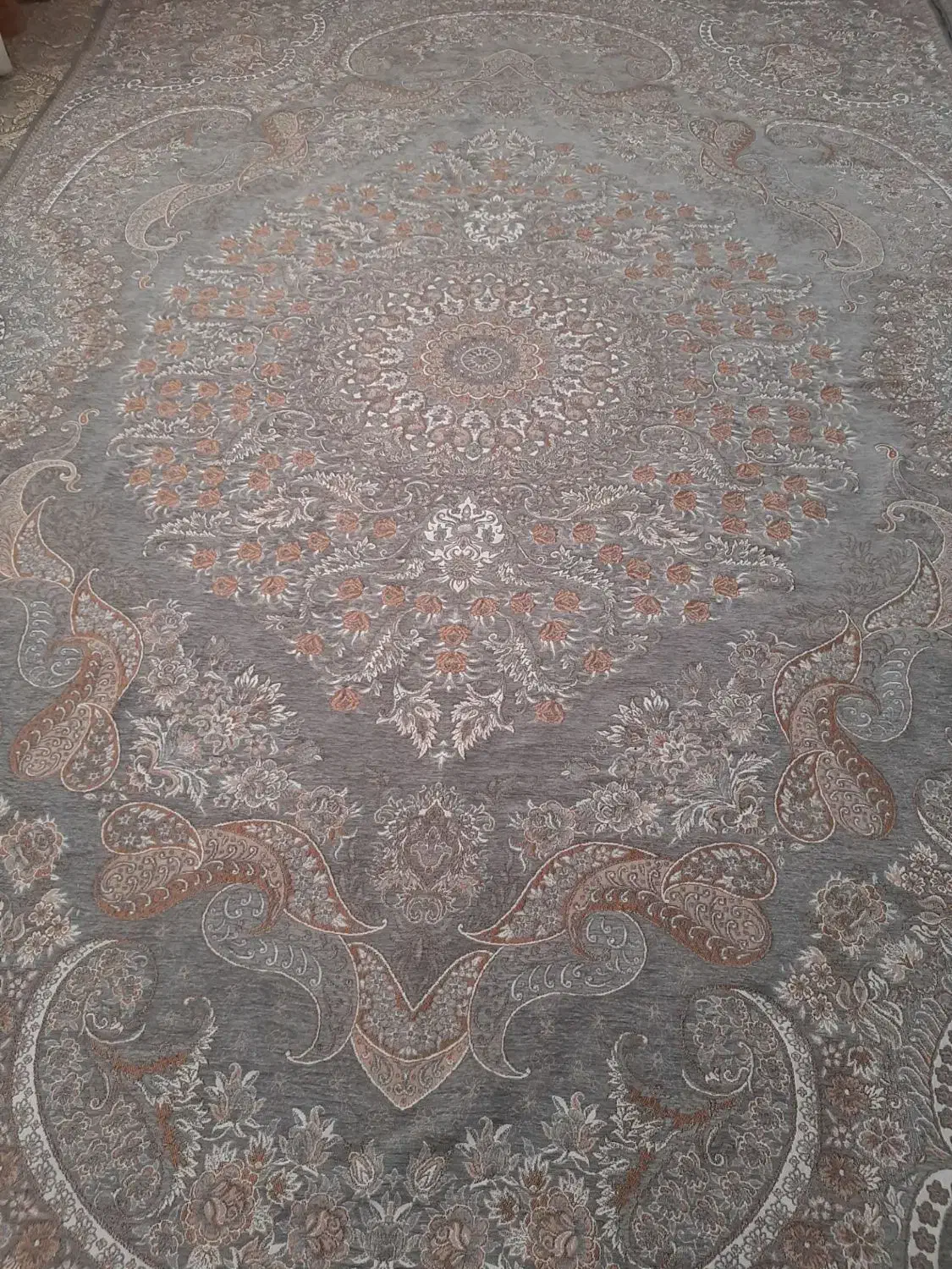 روفرشی قسطی|روفرشی|محمدشهر, کوی بهار|دیوار