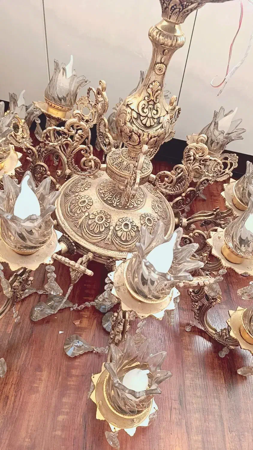 لوستر در حدنو|لوستر و چراغ آویز|نیشابور, کوی فرهنگیان|دیوار