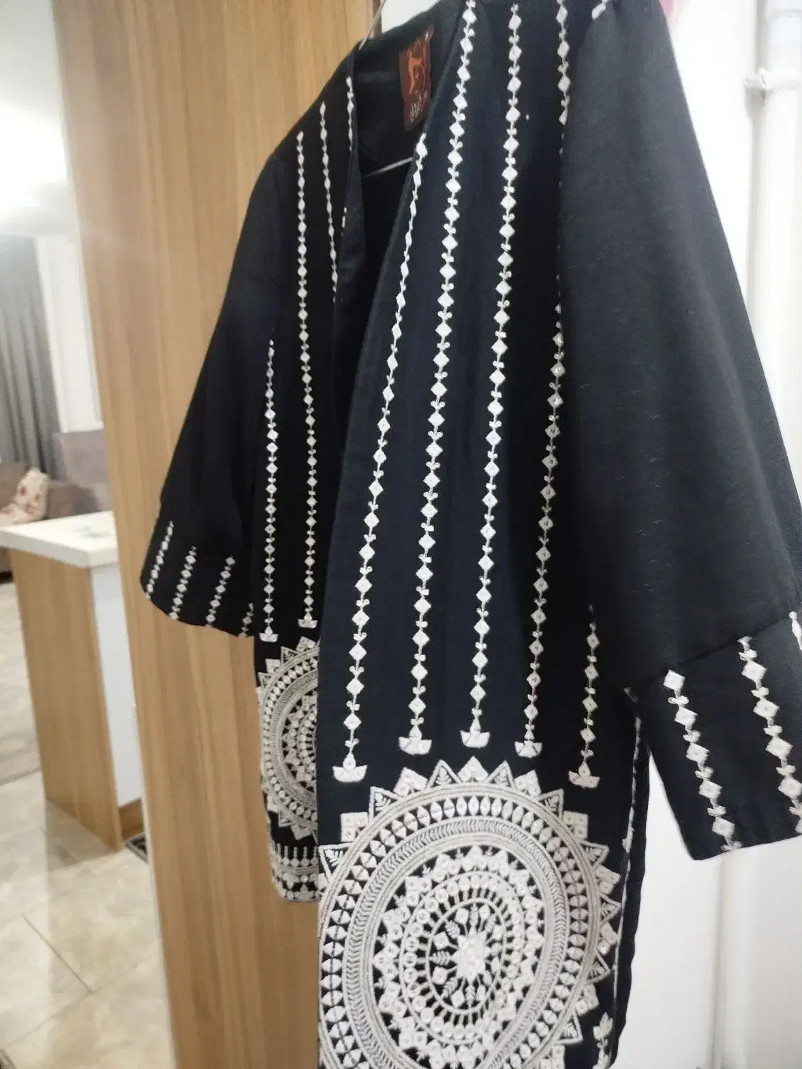 مانتو کتی|لباس|هشتگرد, شهرک ارم غربی|دیوار