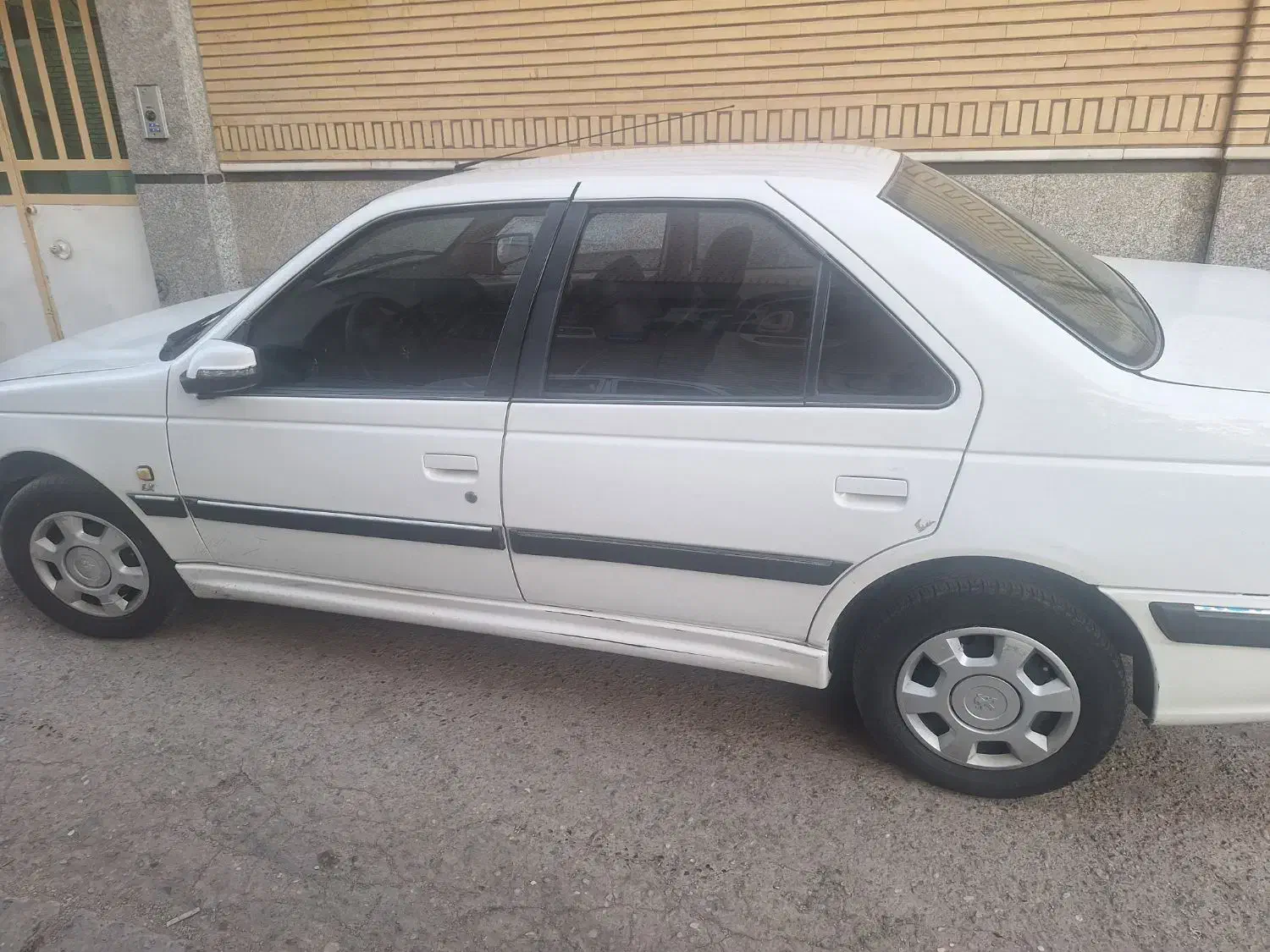 پرشیا ۱۴۰۰|خودرو سواری و وانت|قم, زنبیل آباد|دیوار