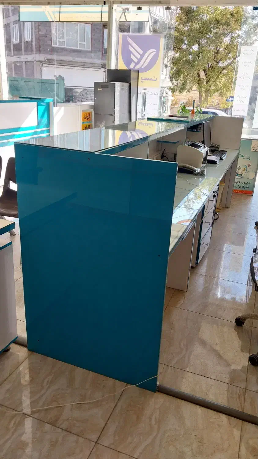 کانتر پیشخوان و قفسه و میز چوبی و کمد چوبی|دفتر کار|سنندج, |دیوار