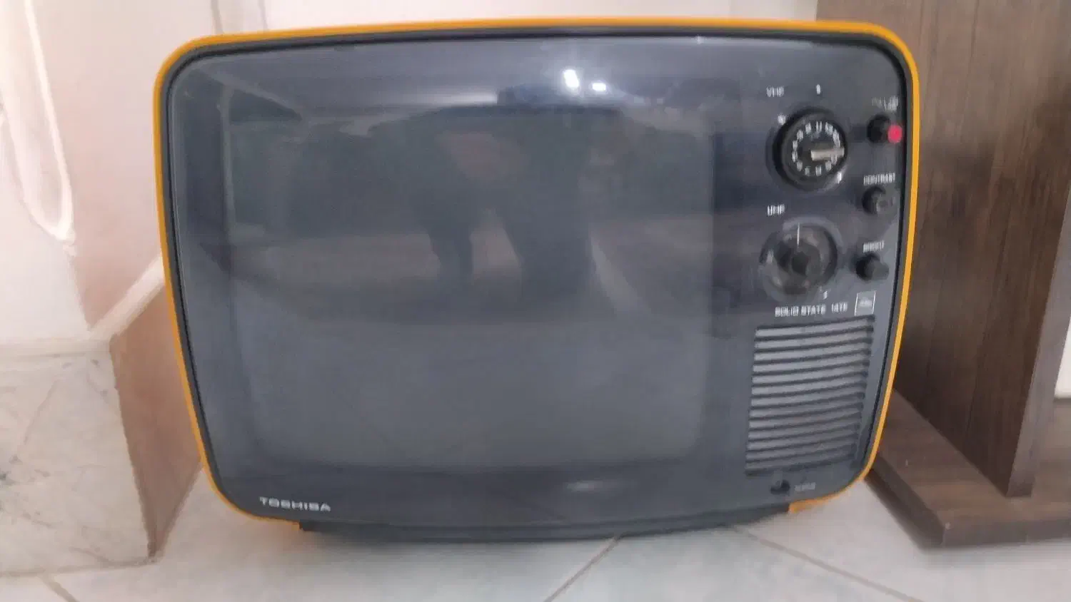 تلویزیون ۱۴ اینچ|تلویزیون و پروژکتور|کرج, بنیاد|دیوار