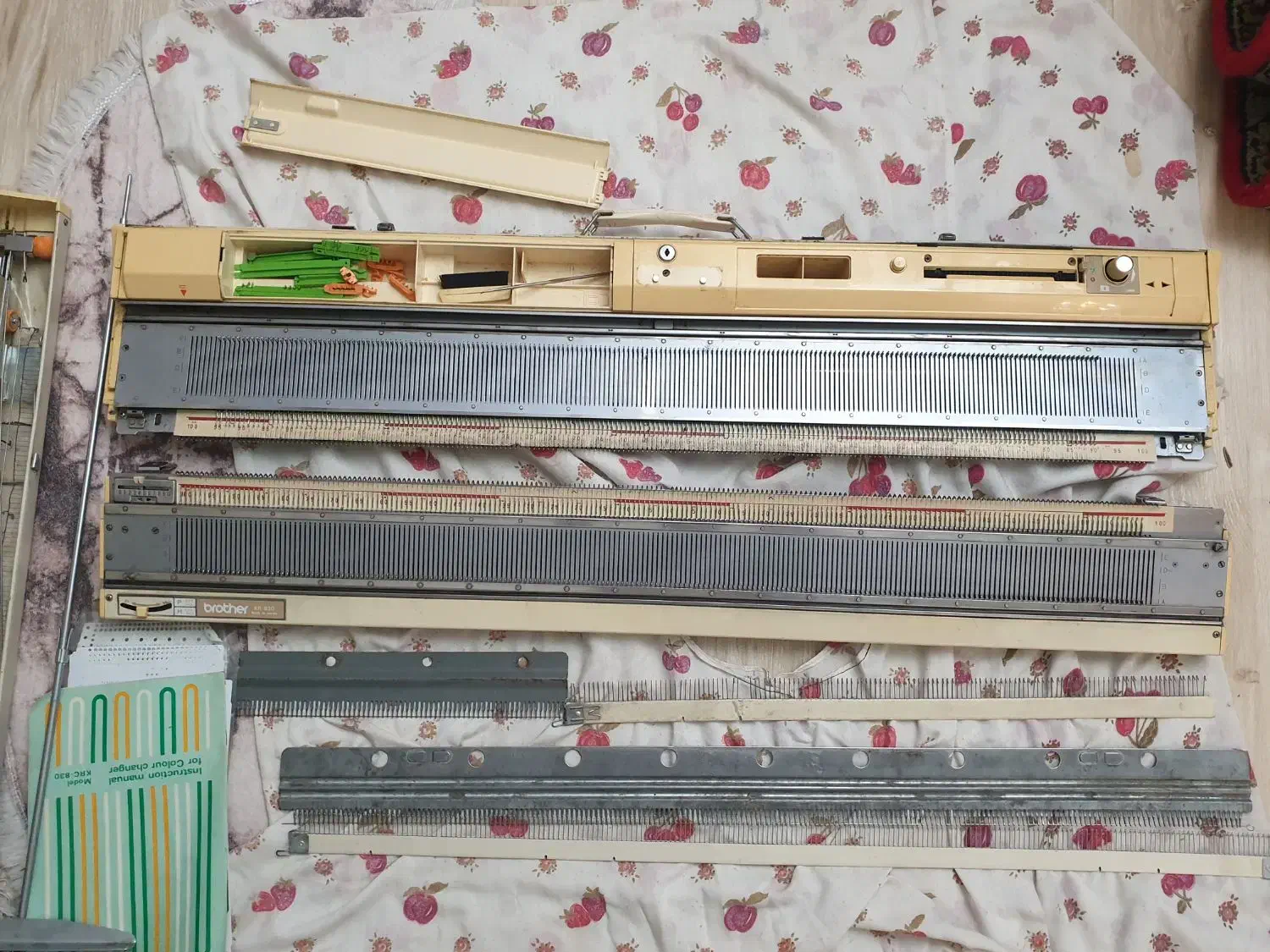 دستگاه بافتنی مدلbrother 860|لوازم خیاطی و بافتنی|تبریز, |دیوار