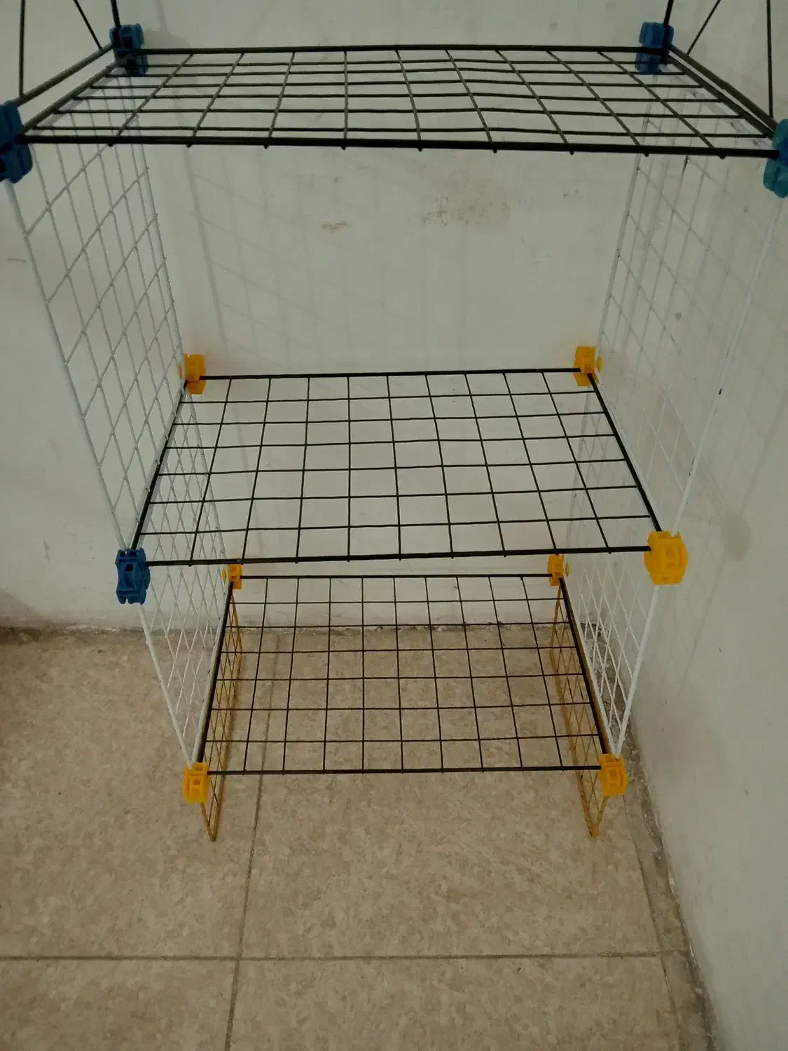 قفسه مشبک 4طبقه طبقه 50سانتی بزرگ فلزی|کتابخانه، شلف، قفسه‌های دیواری|شیراز, شهدای شهرک سعدی|دیوار