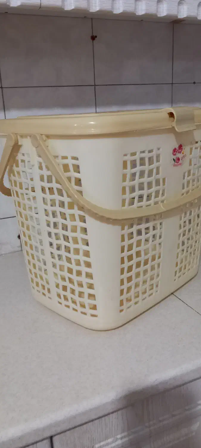 سبد مسافرتی  نو|ظروف نگهدارنده، پلاستیکی، یک‌بارمصرف|درگزین, |دیوار