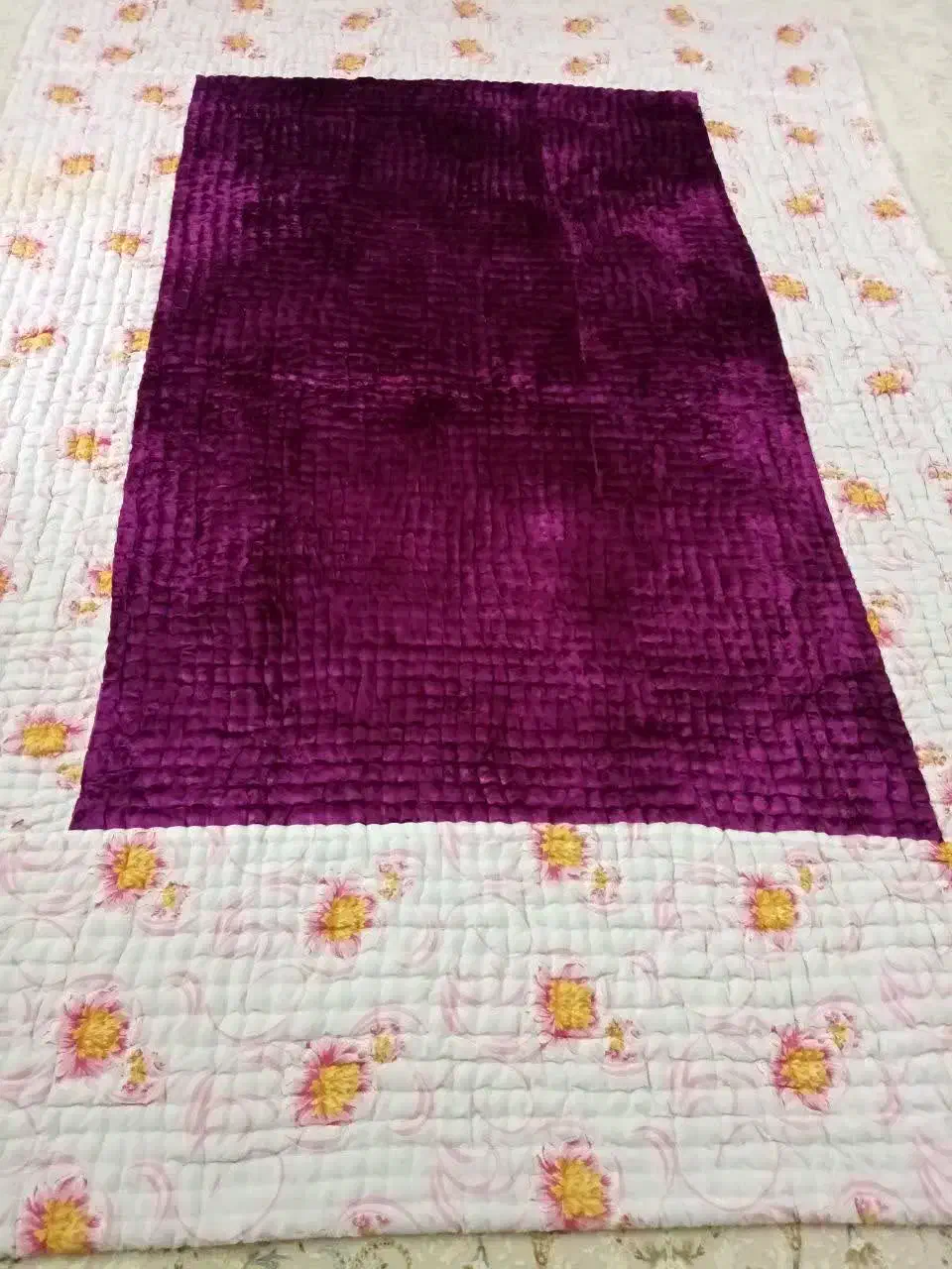 لحاف بزرگ پشمی|رختخواب، بالش، پتو|سمنان, |دیوار