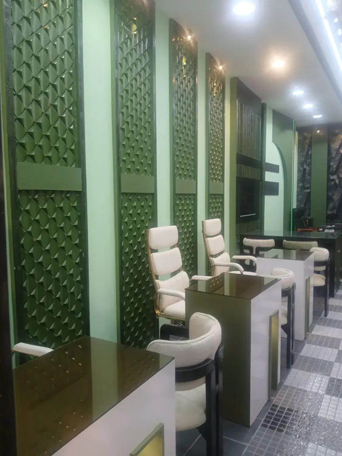 منشی و مشاور خانم کار املاک ابتدای وکیل آباد امامت|استخدام بازاریابی و فروش|مشهد, آزادشهر|دیوار