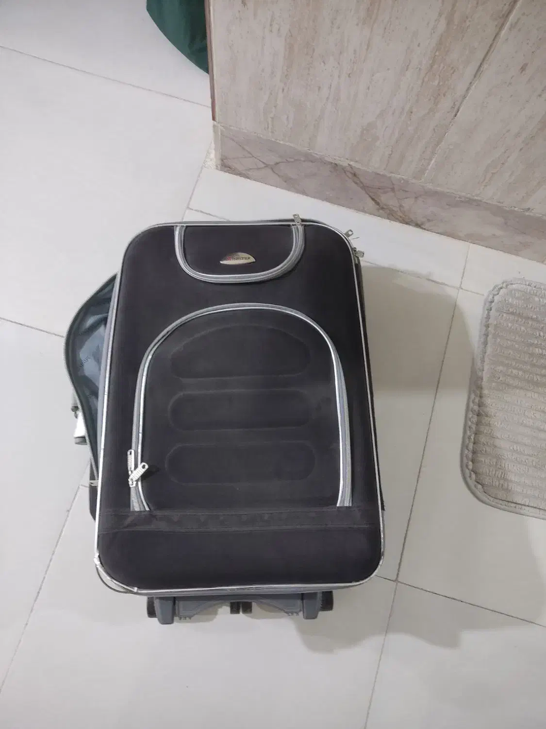 چمدان|کیف، کفش، کمربند|مشهد, تبادکان|دیوار