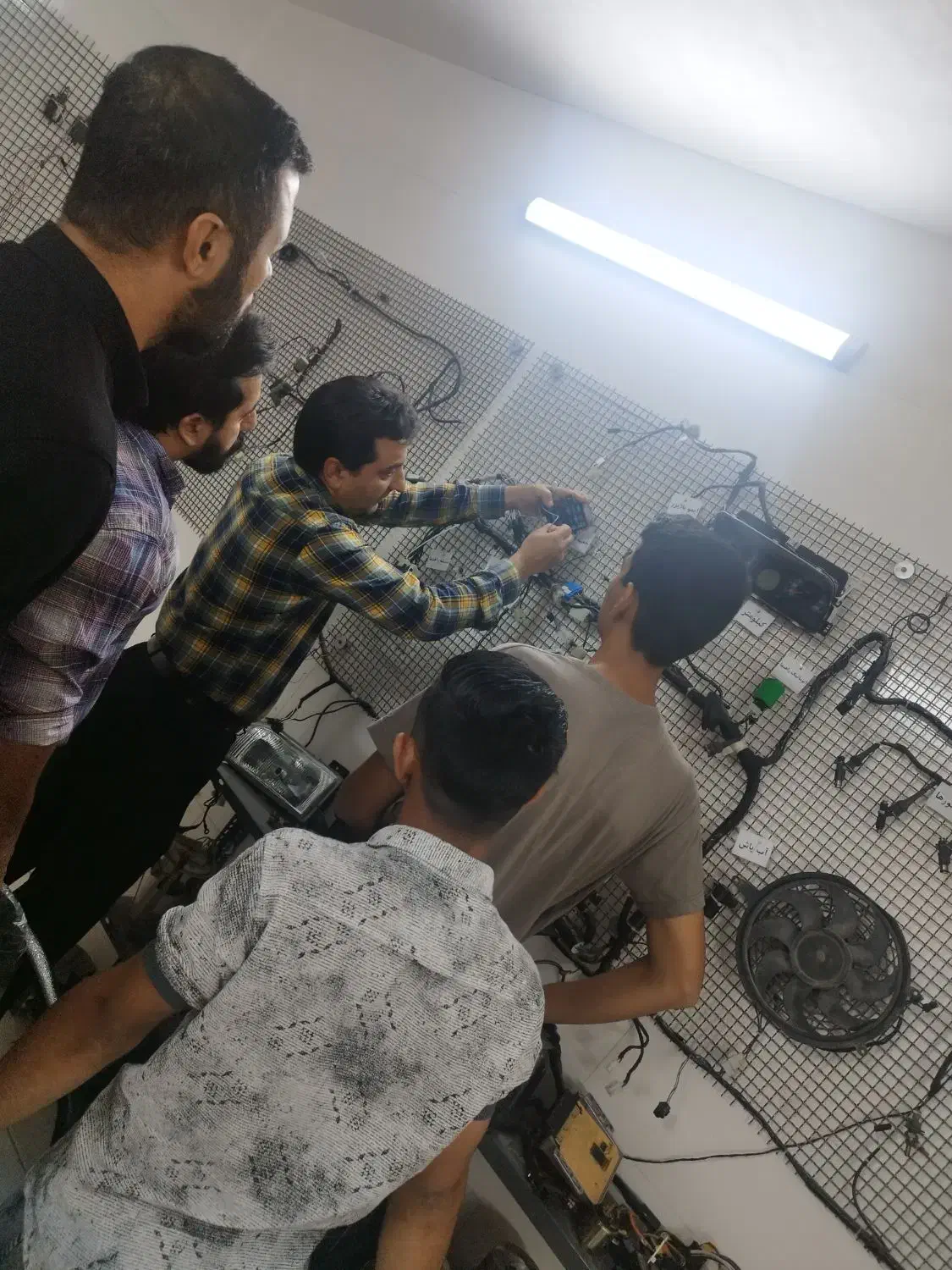 برق خودرو،شغل پردرآمد، مهارت ماندگار|خدمات آموزشی|یزد, |دیوار