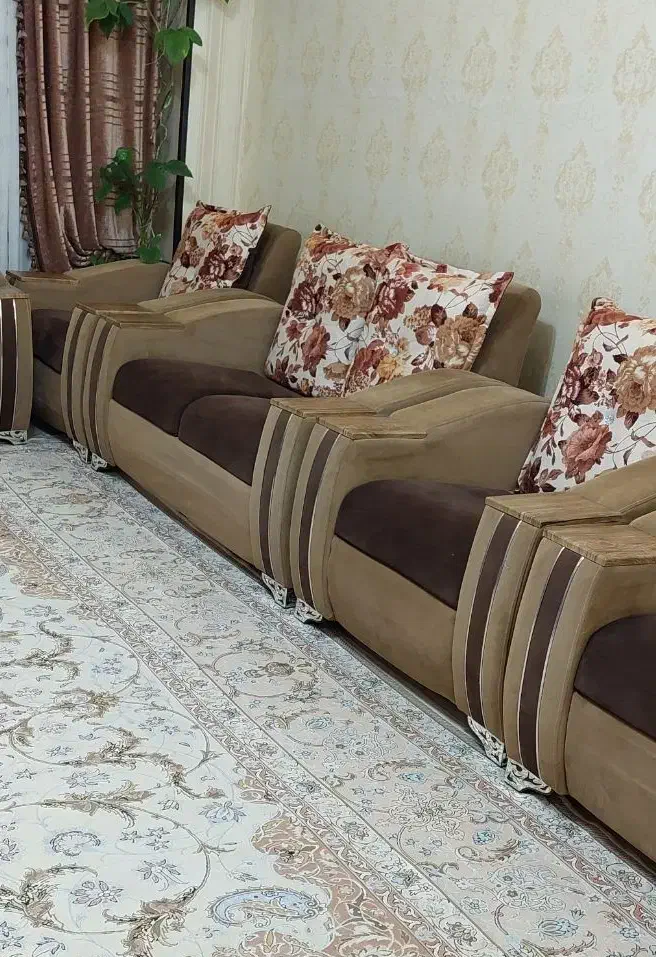 مبل و عسلی|مبلمان خانگی و میز عسلی|فولادشهر, B4|دیوار