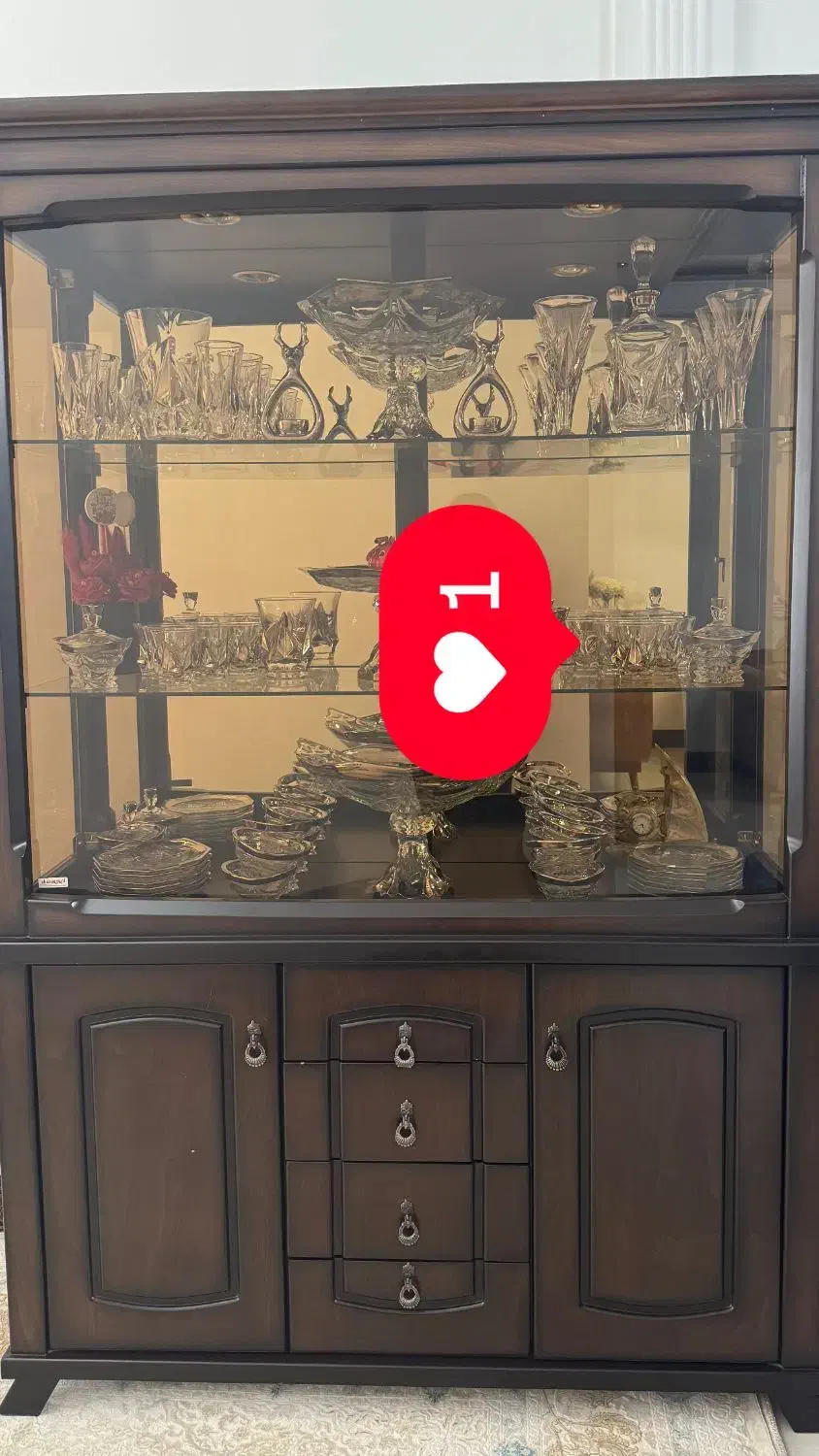 بوفه چوبی ویترینی|بوفه، ویترین، کنسول|بوئین زهرا, |دیوار