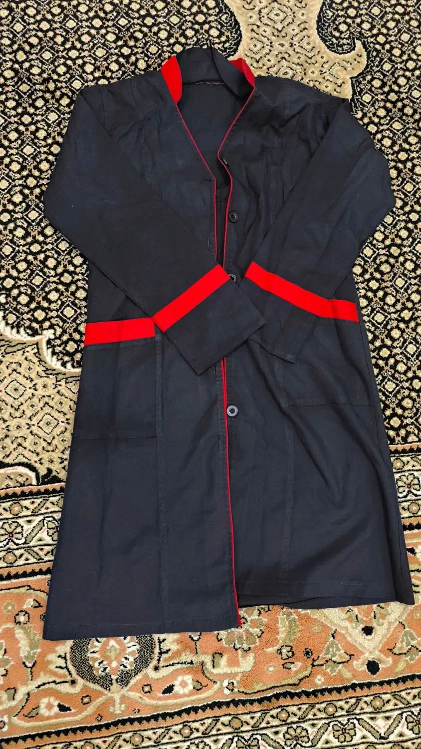 یونیفورم دخترانه|لباس|خوی, |دیوار