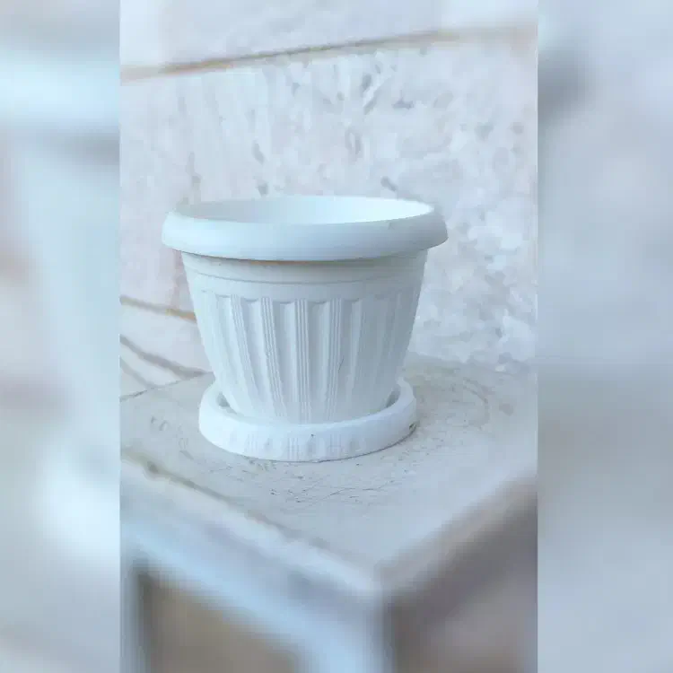 گلدان پلاستیکی (کارکرده)|صنایع دستی و سایر لوازم تزئینی|نقده, |دیوار