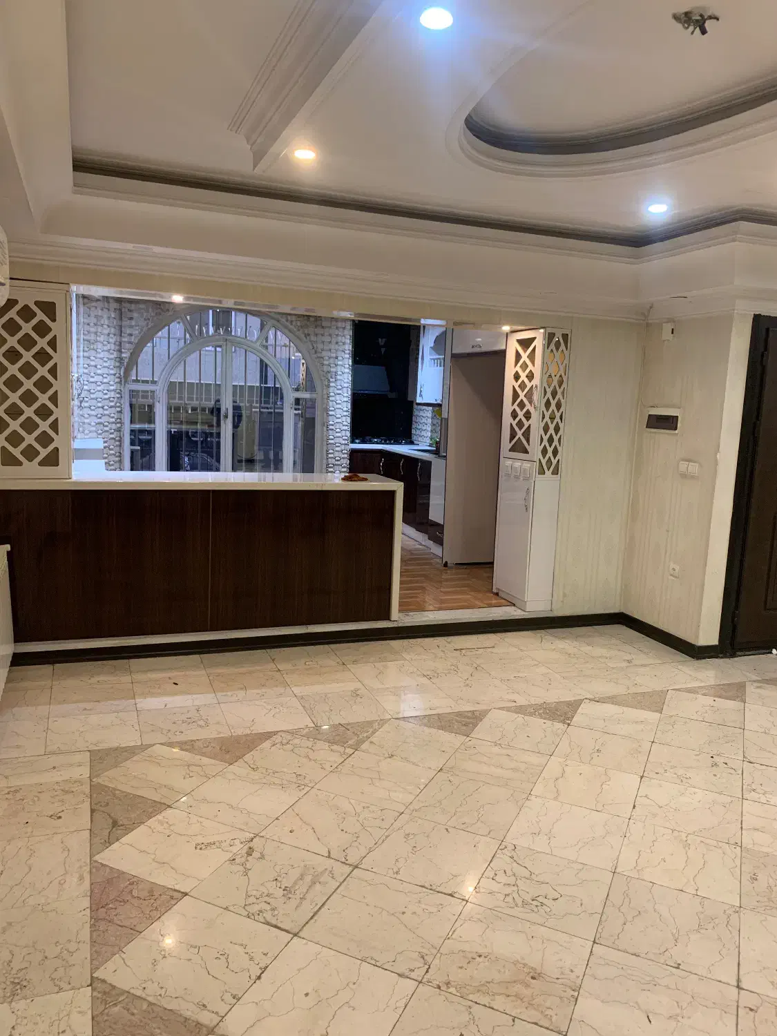 ۱۳۰متر سه خواب//تک واحدی//تاپ لوکیشن|اجارهٔ آپارتمان|تهران, باغ فیض|دیوار