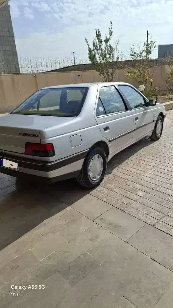 پژو ۴۰۵ بی رنگ|خودرو سواری و وانت|فردیس, شهرک ۱۱۰|دیوار