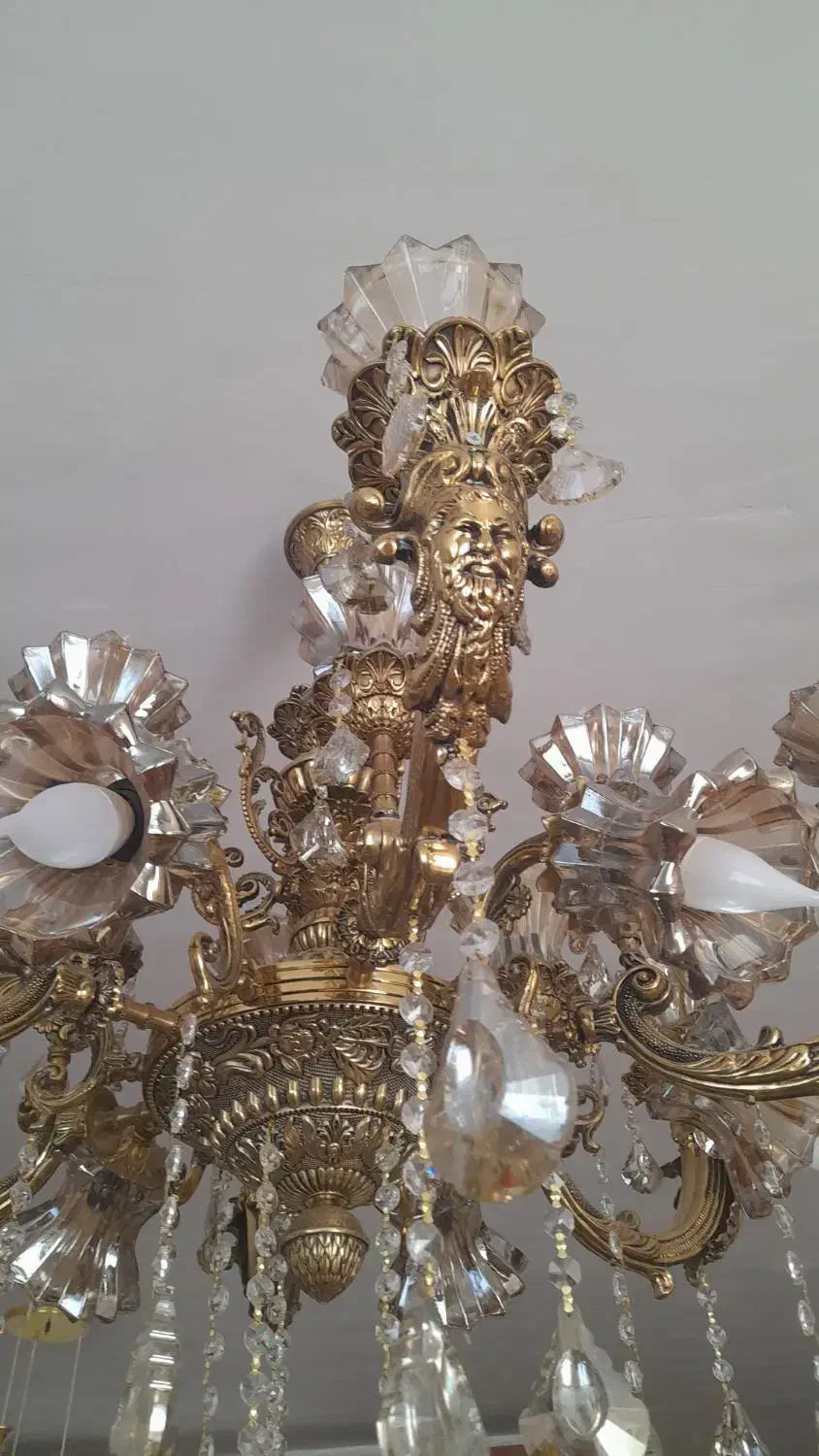 لوستر هجده شاخه|لوستر و چراغ آویز|تبریز, |دیوار