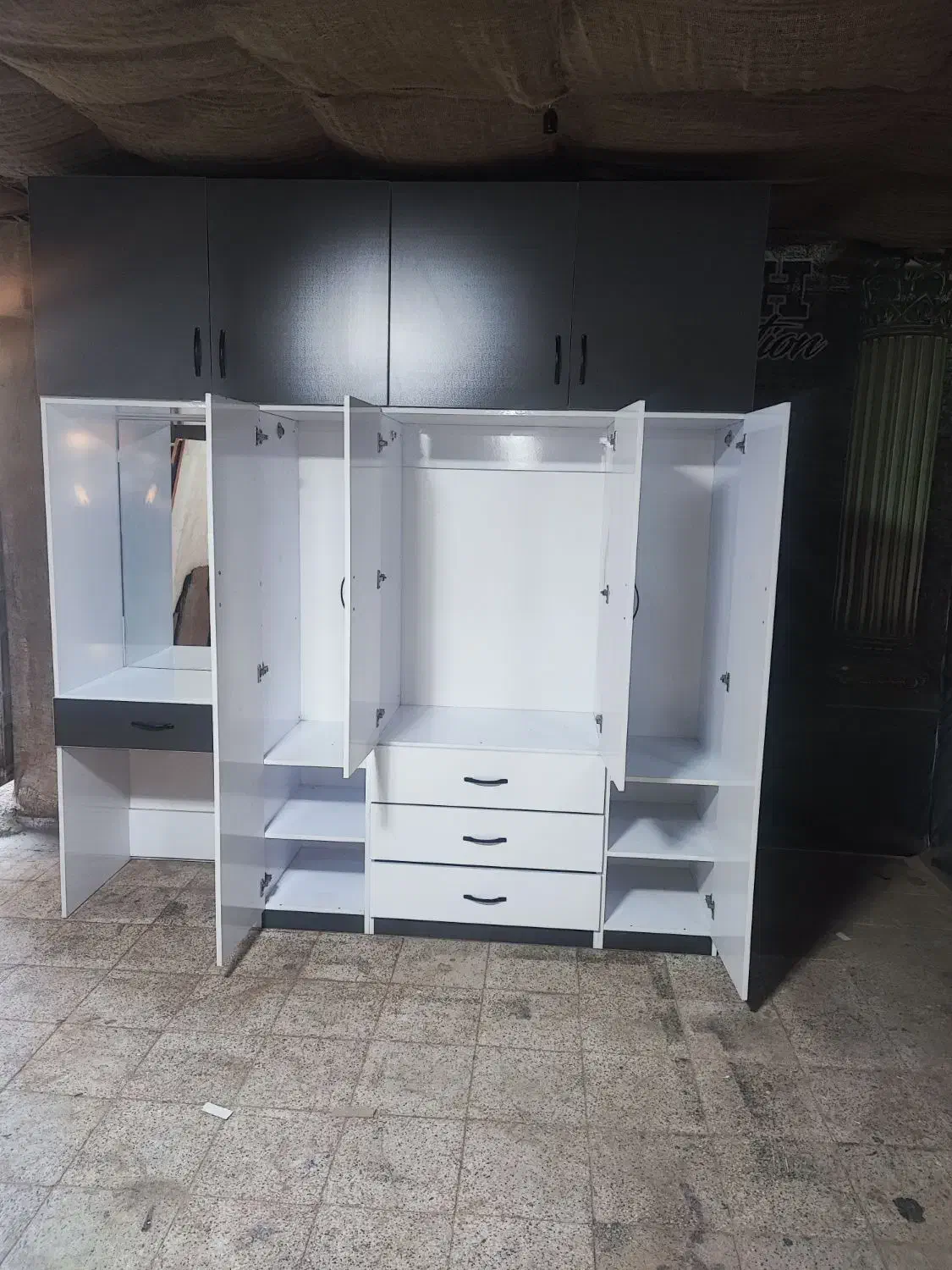 کمد کد ۰۲۳۰|جاکفشی، کمد، دراور|پاکدشت, کبودگنبد|دیوار