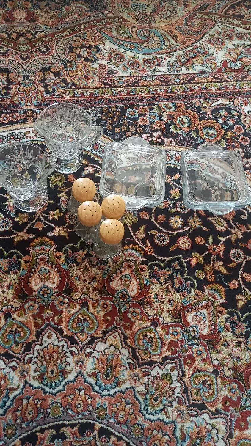 تعدادی وسایل برا باغ|ظروف سرو و پذیرایی|زنجان, |دیوار