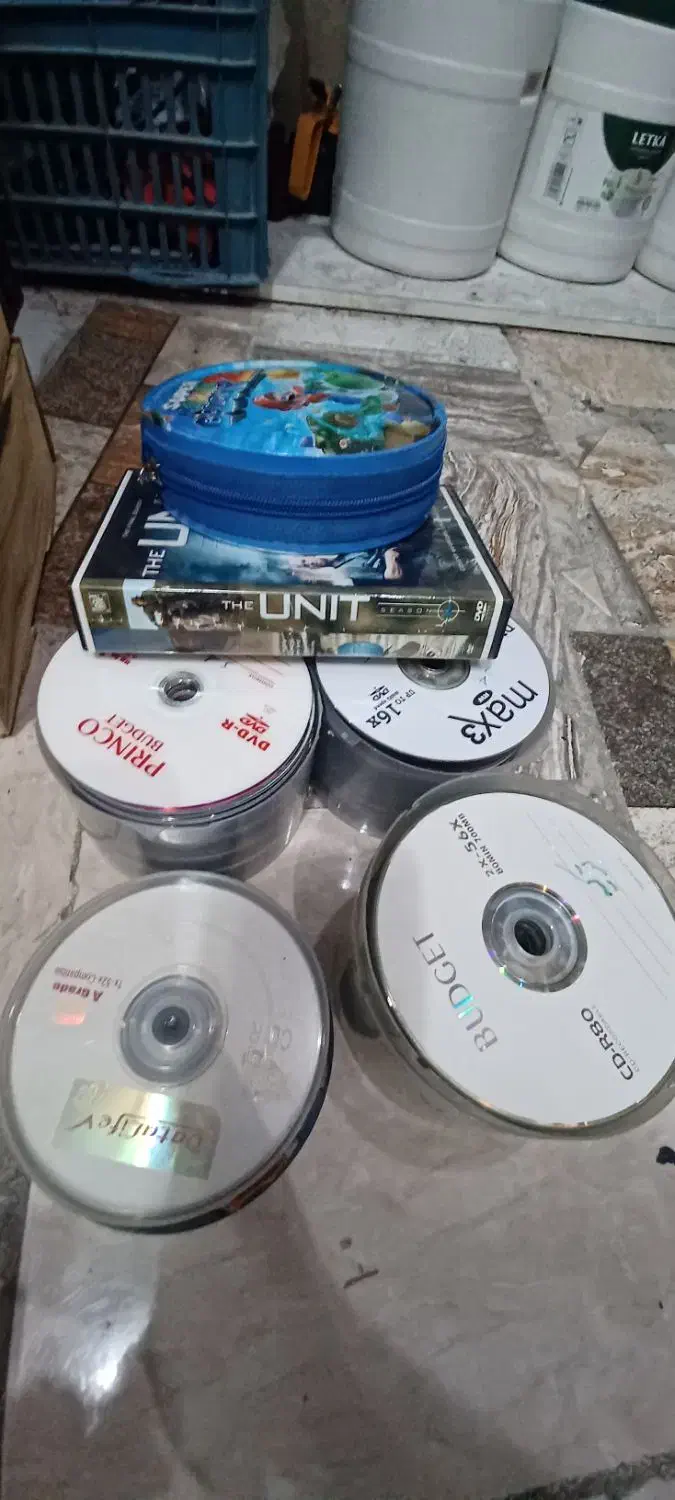 دی وی دی پلیر فلشخور + ۲۰۰عدد سی دی|پخشکننده DVD و ویدیو|فردیس, فردیس|دیوار