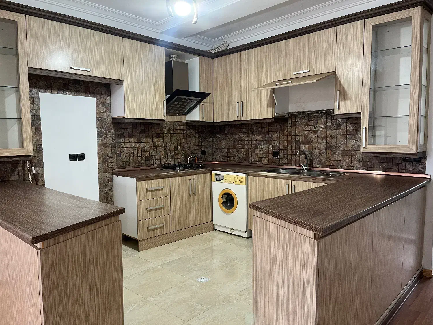 اجاره واحد۸۰ متری ۲ خوابه ویو کوه و دریا عباس آباد|اجارهٔ آپارتمان|عباسآباد, |دیوار