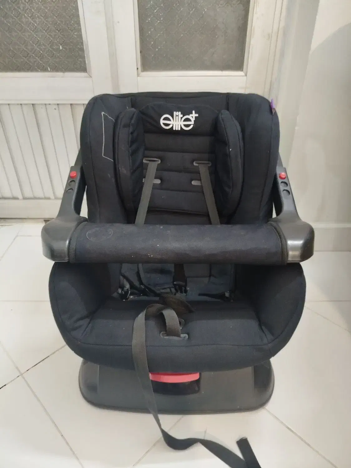 صندلی ماشین کودک|تخت و صندلی بچه|مشهد, هنرستان|دیوار