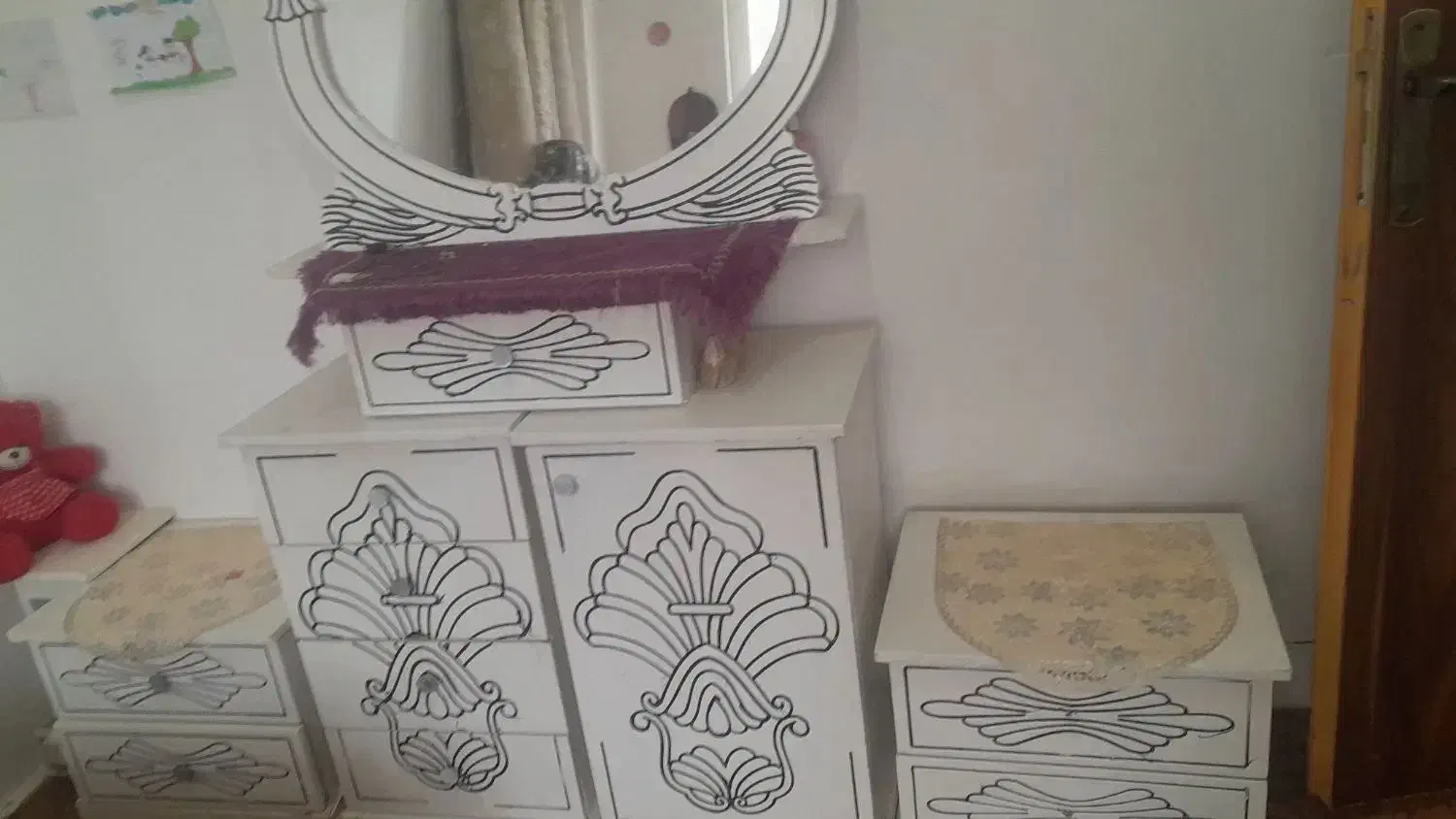 میز ارایش|تخت و سرویس خواب|قیدار, |دیوار