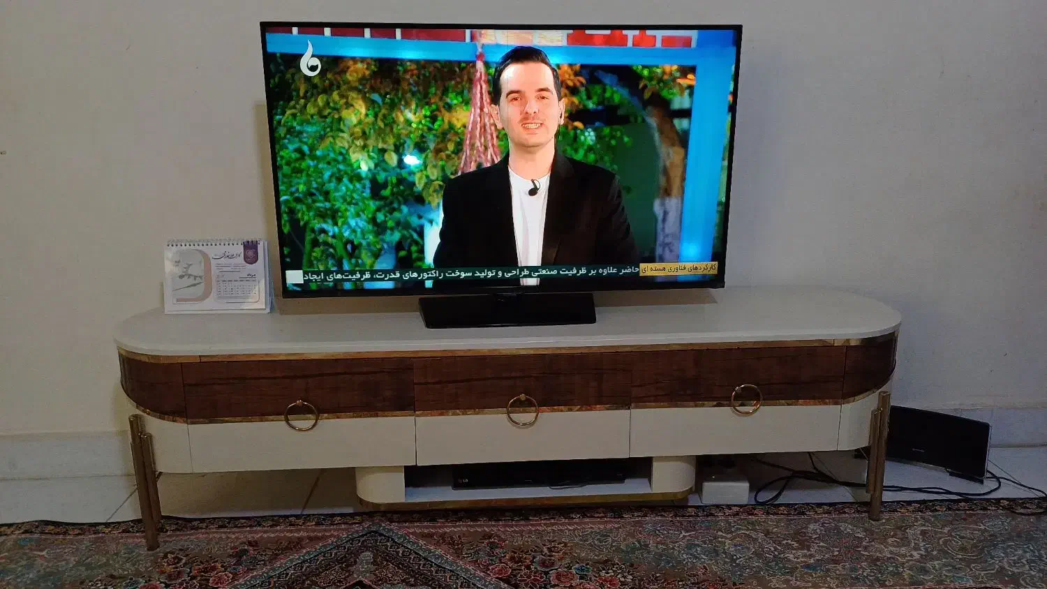 تلویزیون  سامسونگ ال ای دی|تلویزیون و پروژکتور|رشت, پیرکلاچای|دیوار