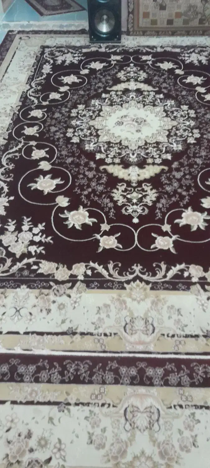 فرش دوتا نه متری وگلیم راه پله ۲۰متر|فرش|قزوین, |دیوار