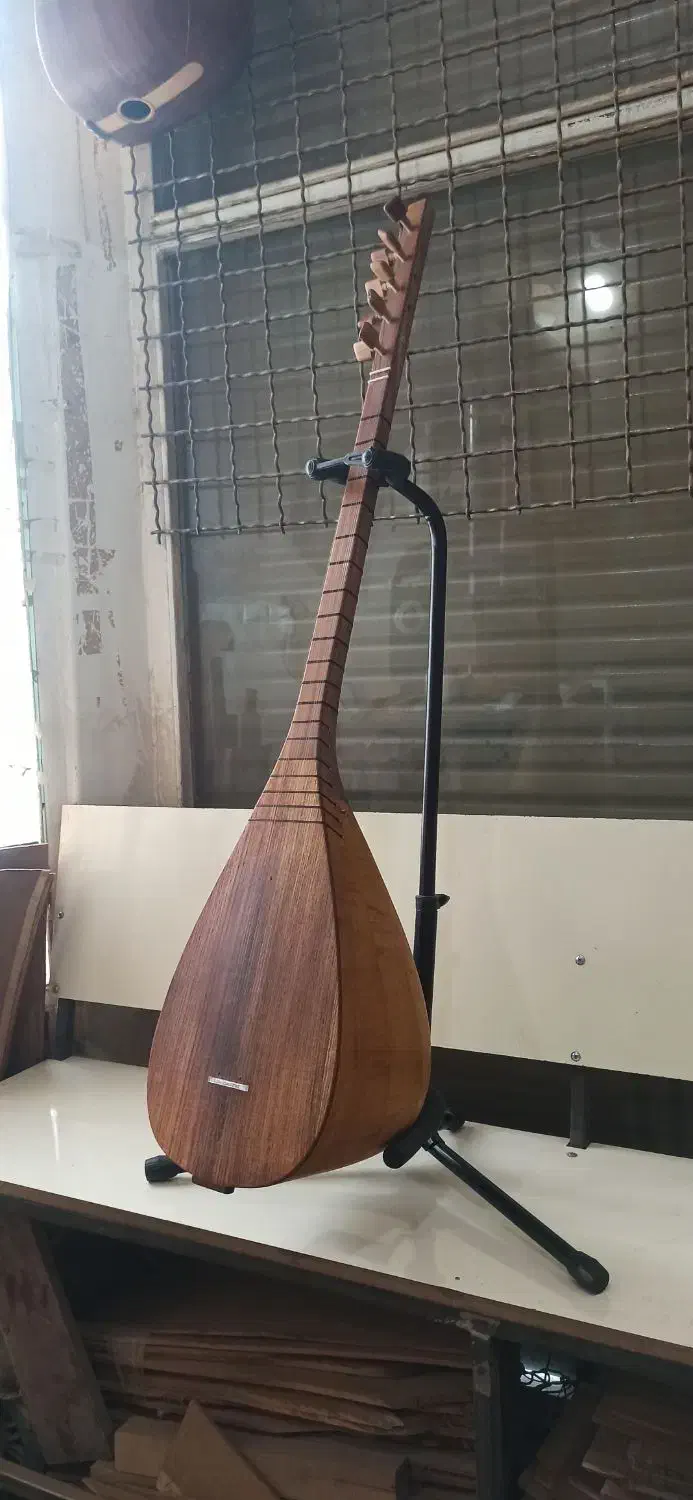 ساز قوپوز-عاشیق سازی(حرفه ای)|سازهای سنتی|تبریز, |دیوار