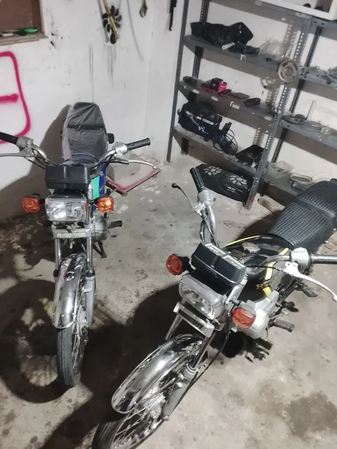 دو تا موتور مزایده در حدنو به فروش میرسد|موتورسیکلت|هریس, |دیوار