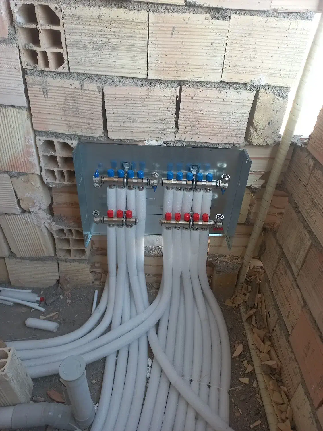 لوله کشی اب و فاضلاب نصب و تعمیر پمپ اب|خدمات پیشه و مهارت|تهران, کرمان|دیوار