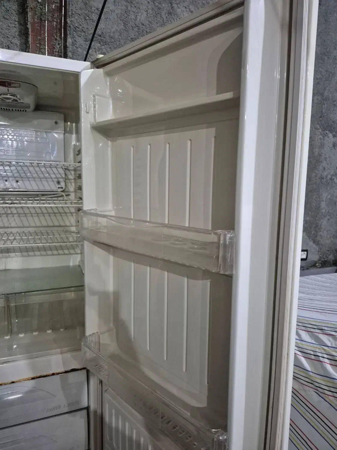 یخچال|یخچال و فریزر|اسلامآباد غرب, |دیوار