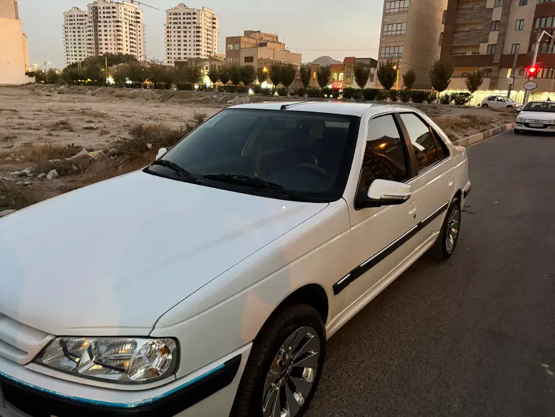 پارس ۱۴۰۱|خودرو سواری و وانت|قم, زنبیل آباد|دیوار