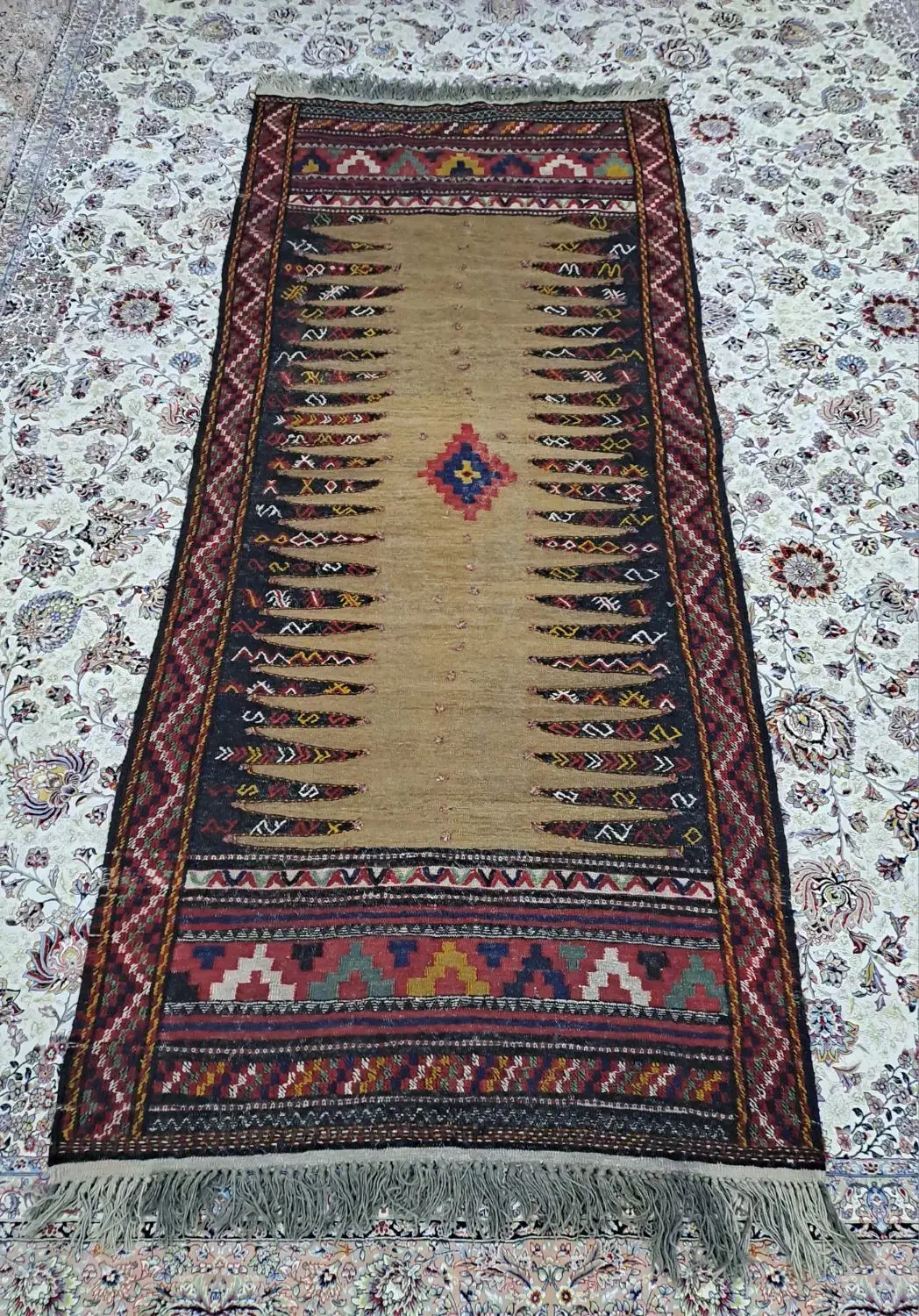 سفره پشمی قدیمی عتیقه|گلیم، جاجیم، گبه|مشهد, طبرسی شمالی|دیوار