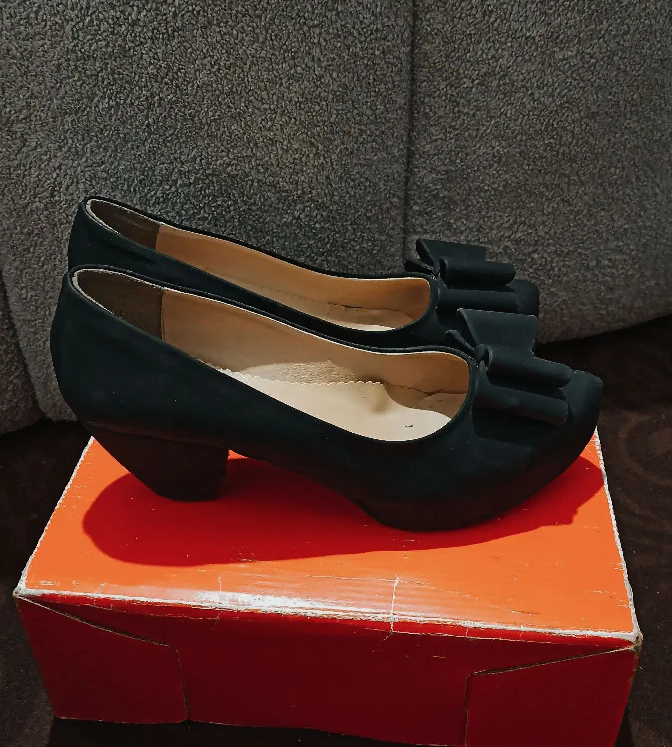 کفش مجلسی زنانه|کیف، کفش، کمربند|شهریار, حصار ساتی|دیوار