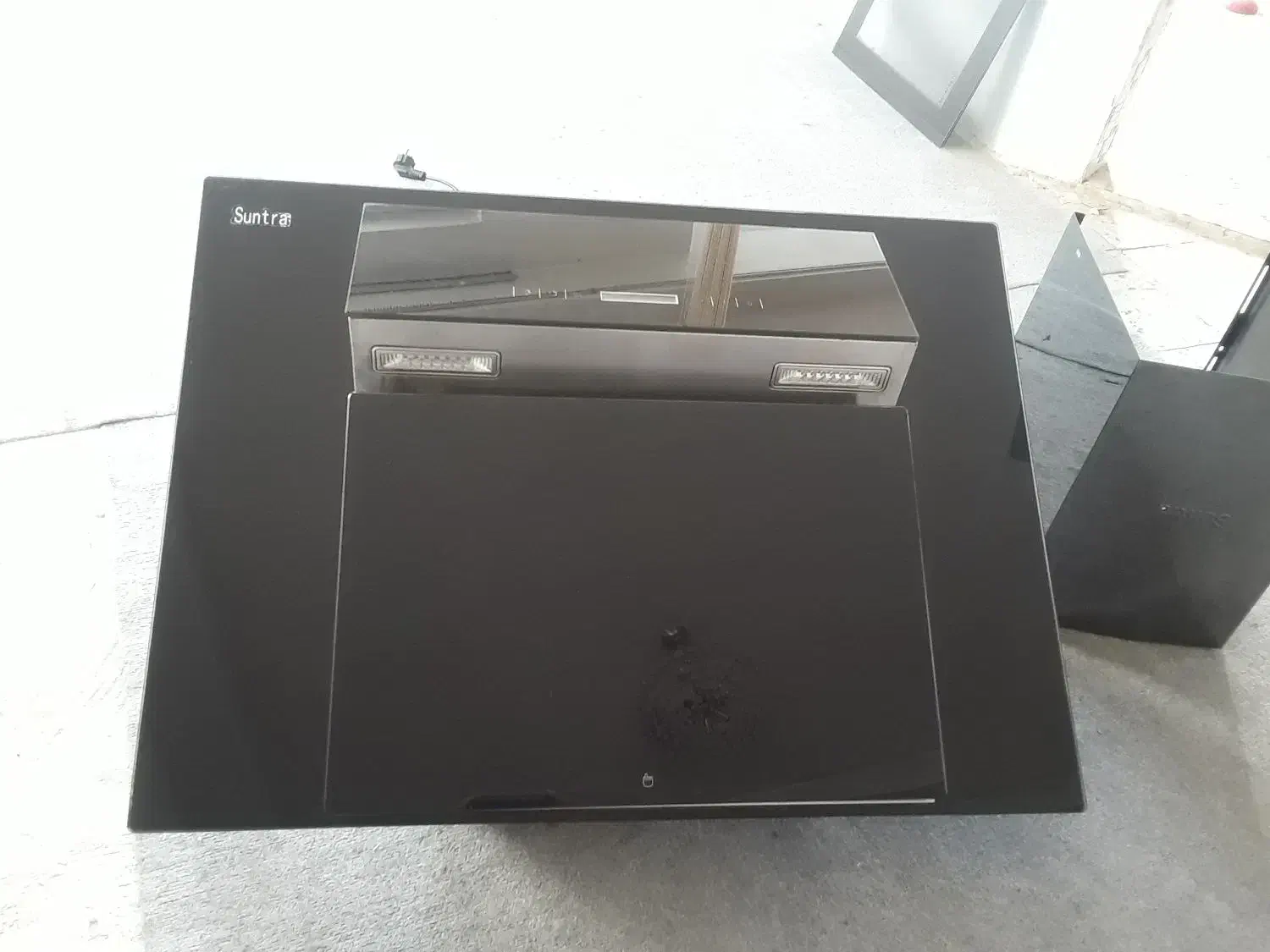 هود مورب|هود|تبریز, |دیوار