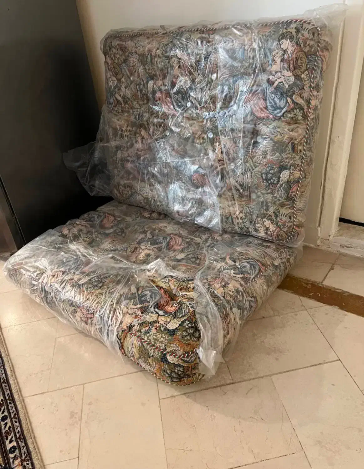 پشتی|پشتی|تهران, آجودانیه|دیوار