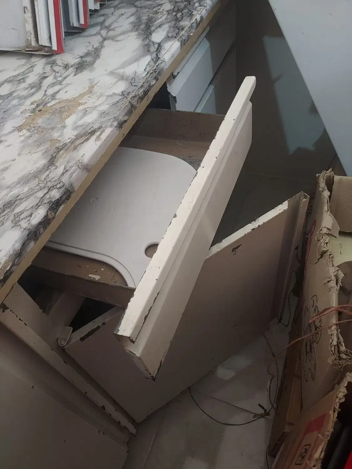 کابینت فلزی|لوازم سرویس بهداشتی|پرند, فاز ۶|دیوار