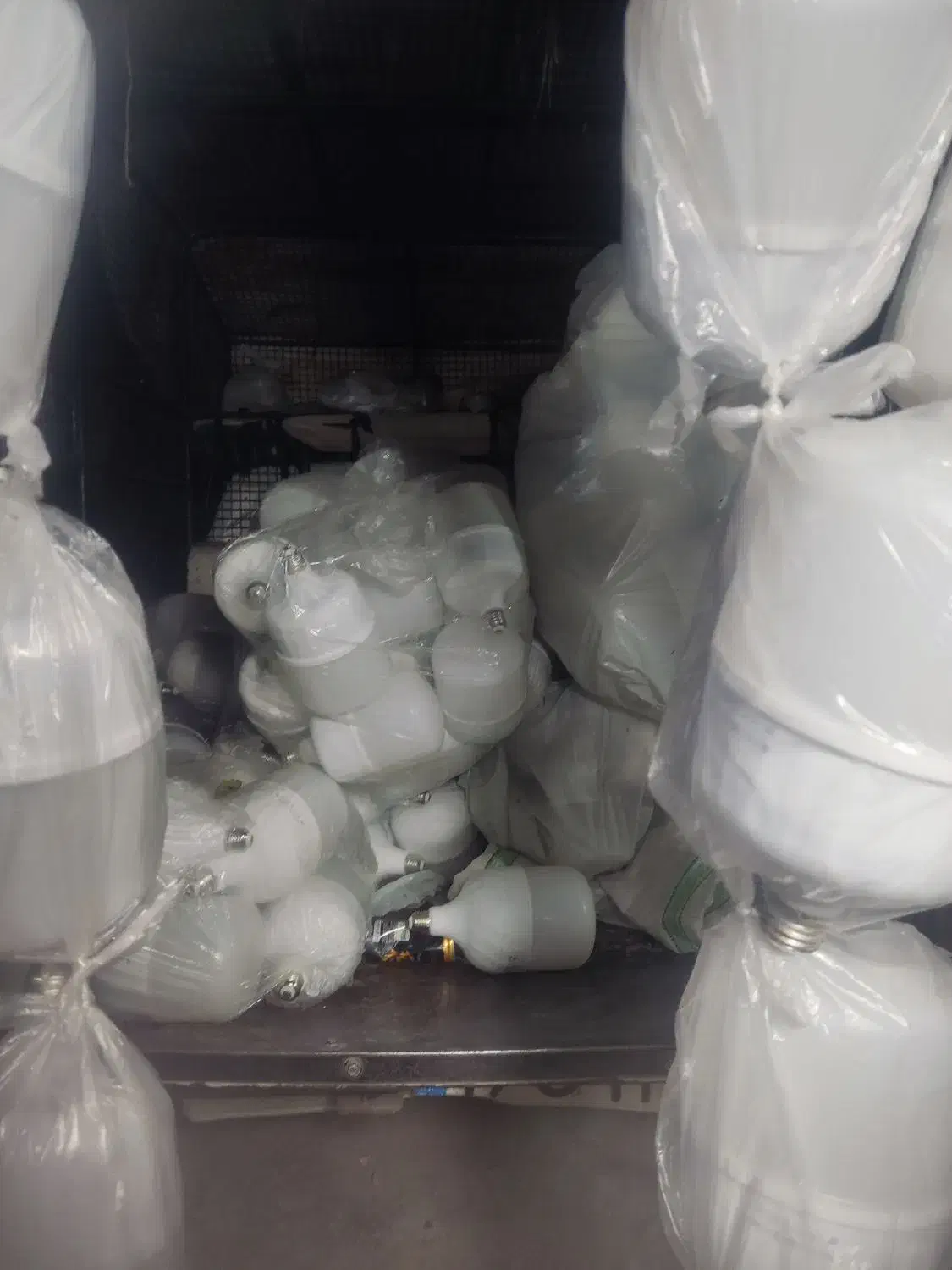 لامپ۳۰-۶۰وات|لامپ و چراغ|کازرون, |دیوار