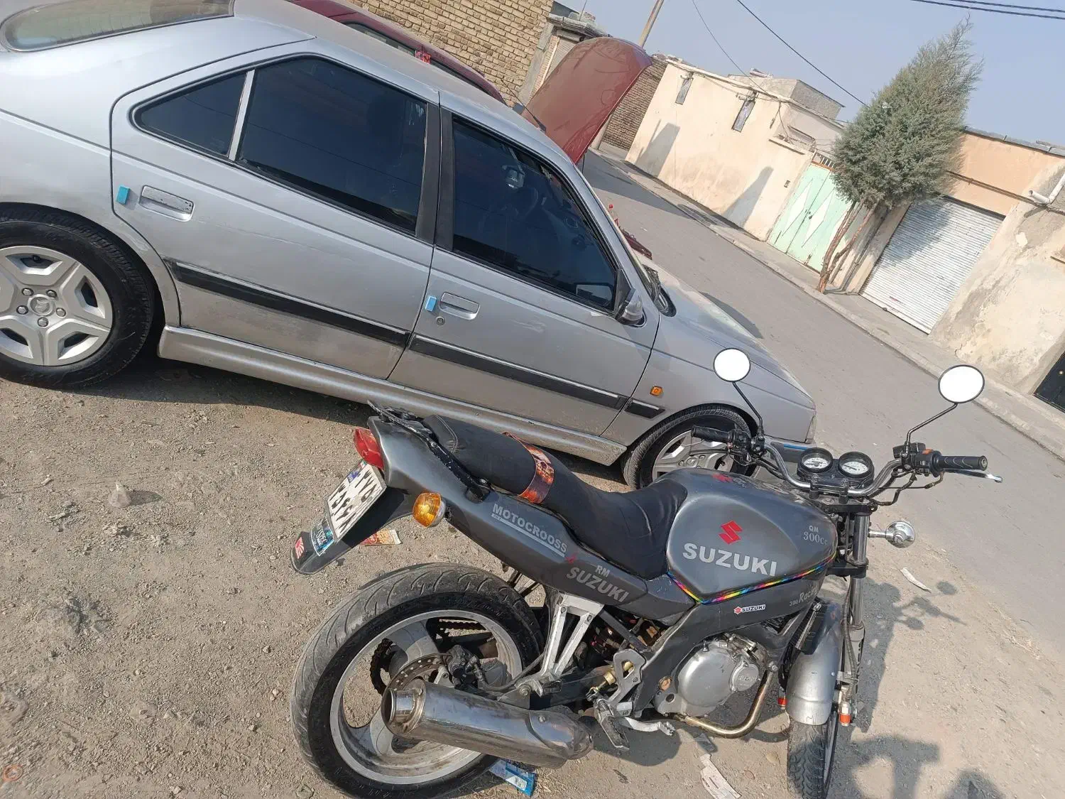 پارس وموتور سیکلت جهت معاوضه|خودرو سواری و وانت|ارومیه, |دیوار