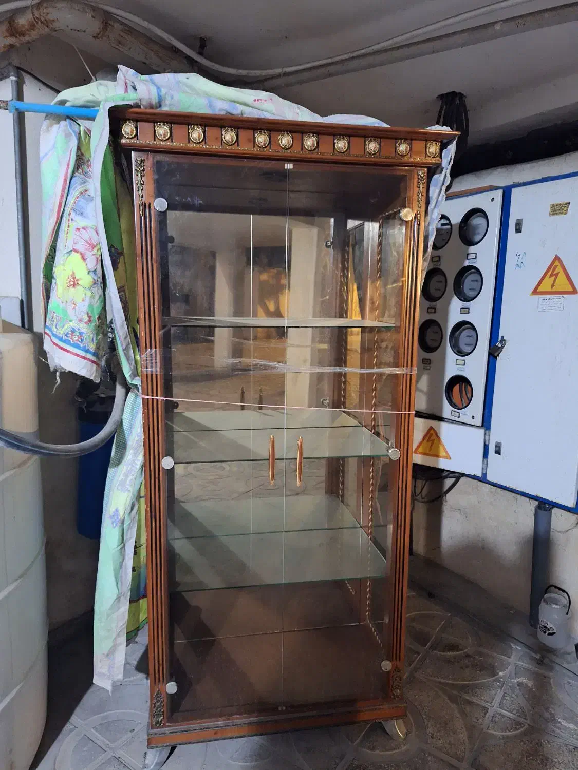 فروش بوفه به علت جابه جایی|بوفه، ویترین، کنسول|ساری, |دیوار