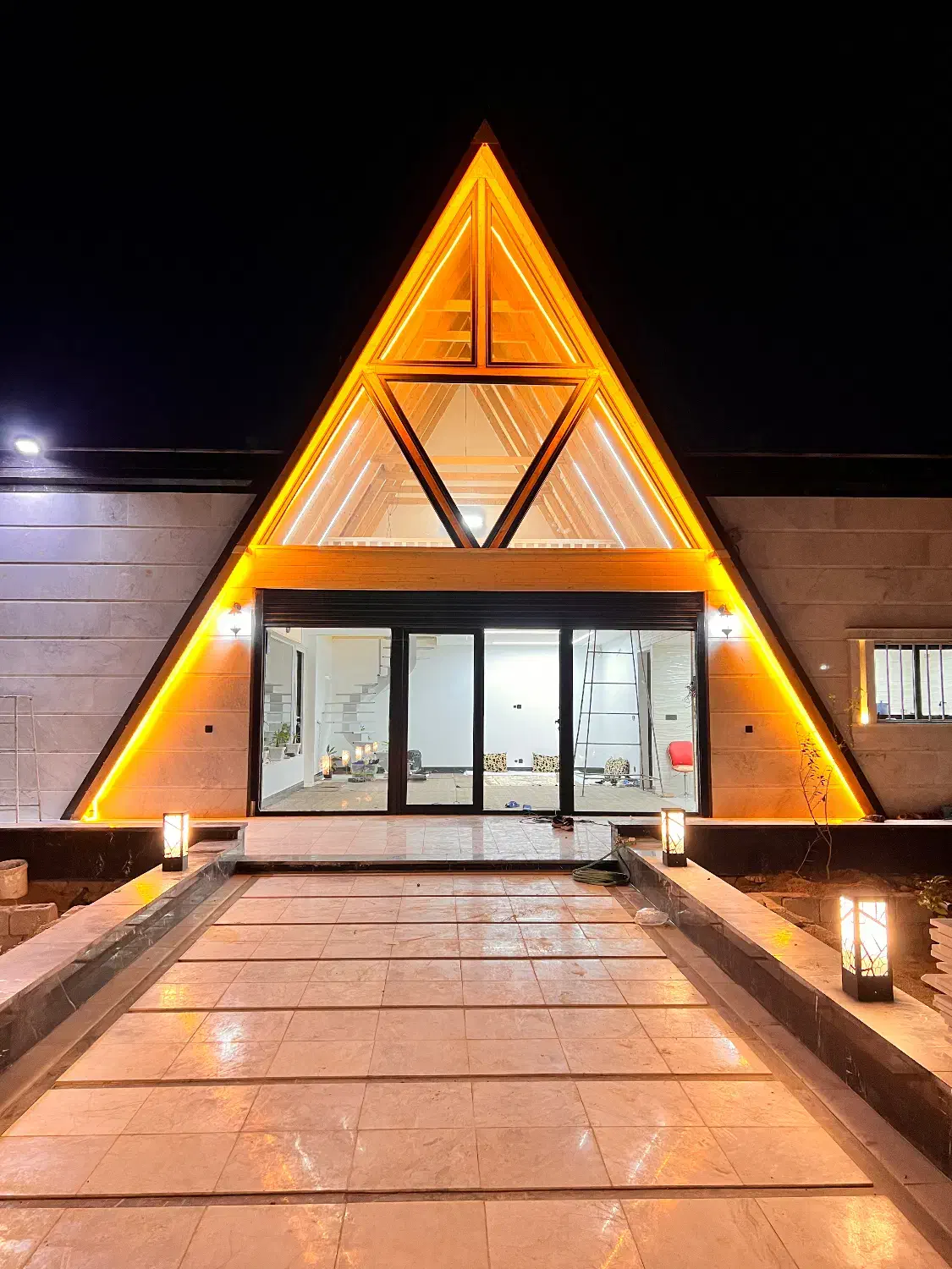 اجاره باغ کلبه سوئیسی|اجارهٔ کوتاهمدت ویلا و باغ|پیر بکران, |دیوار