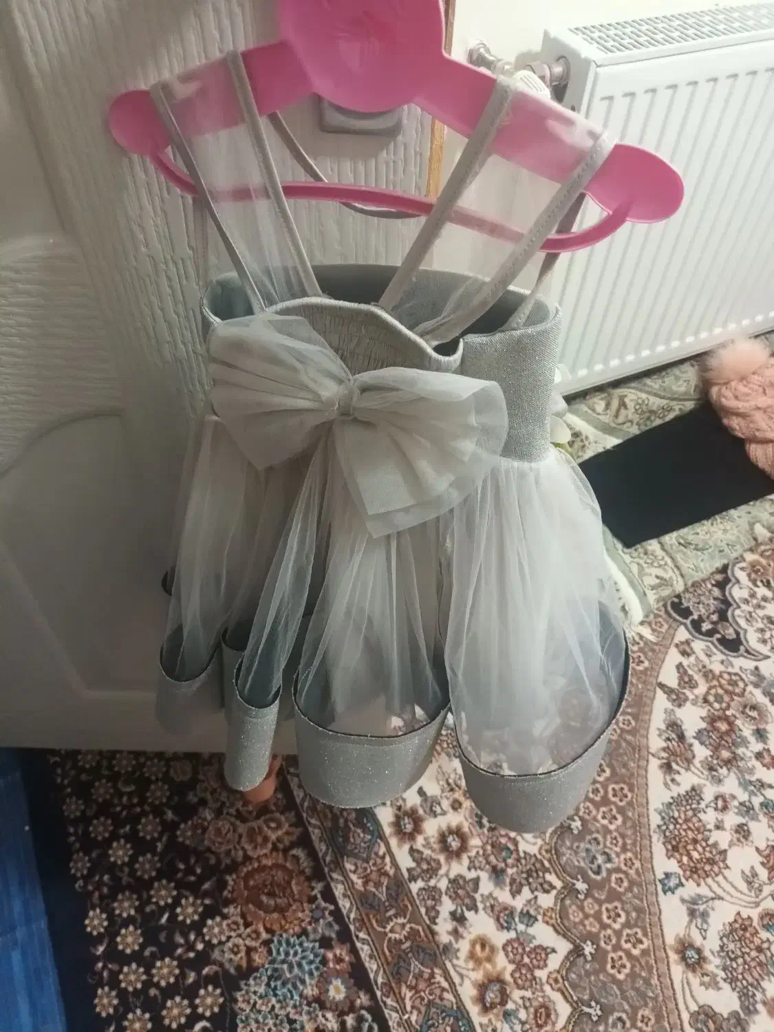 لباس بسیار زیبای دخترانه|کفش و لباس بچه|کرمانشاه, |دیوار