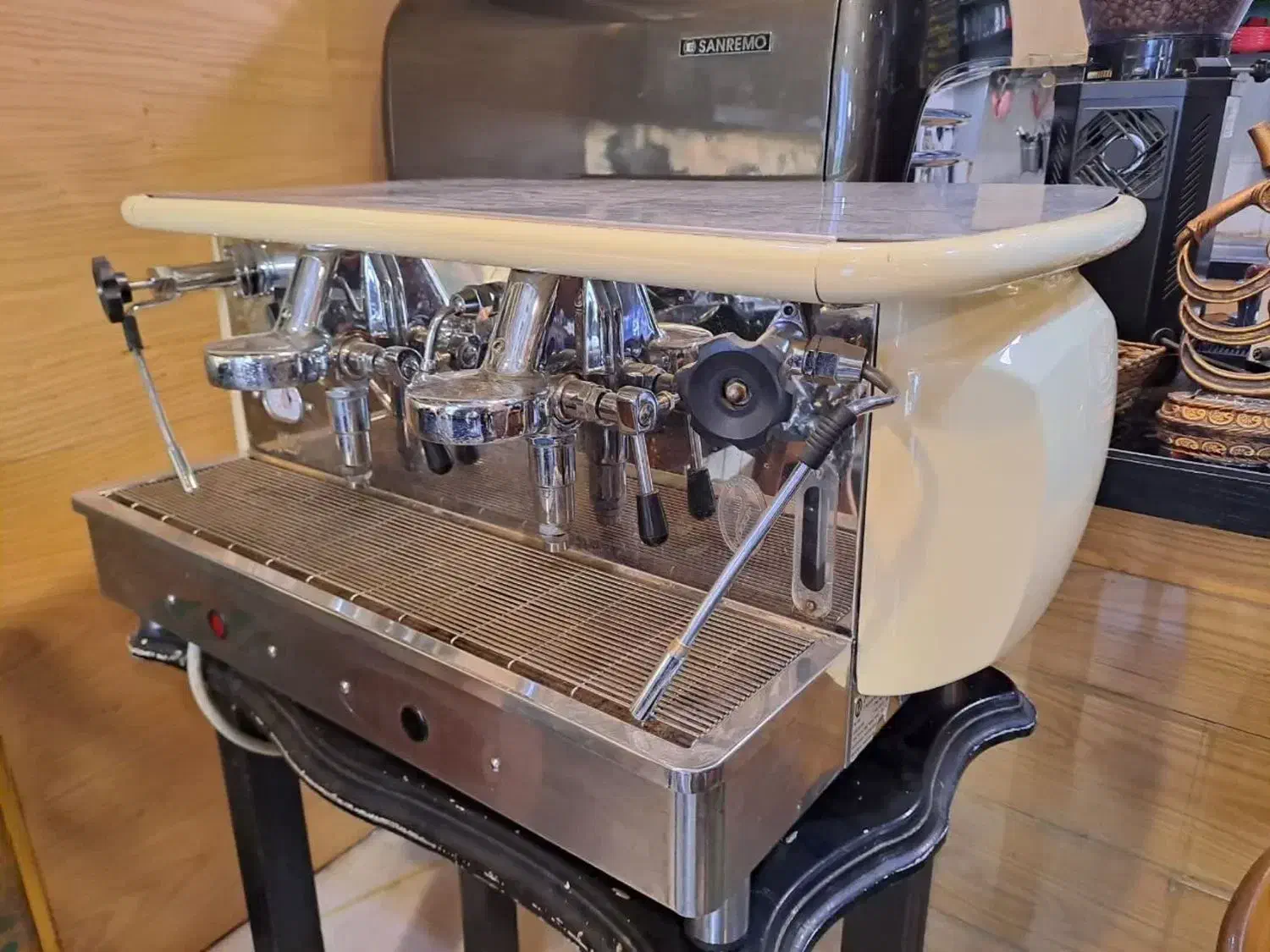 دستگاه قهوه ساز صنعتی|کافیشاپ و رستوران|مشهد, جاهد شهر|دیوار