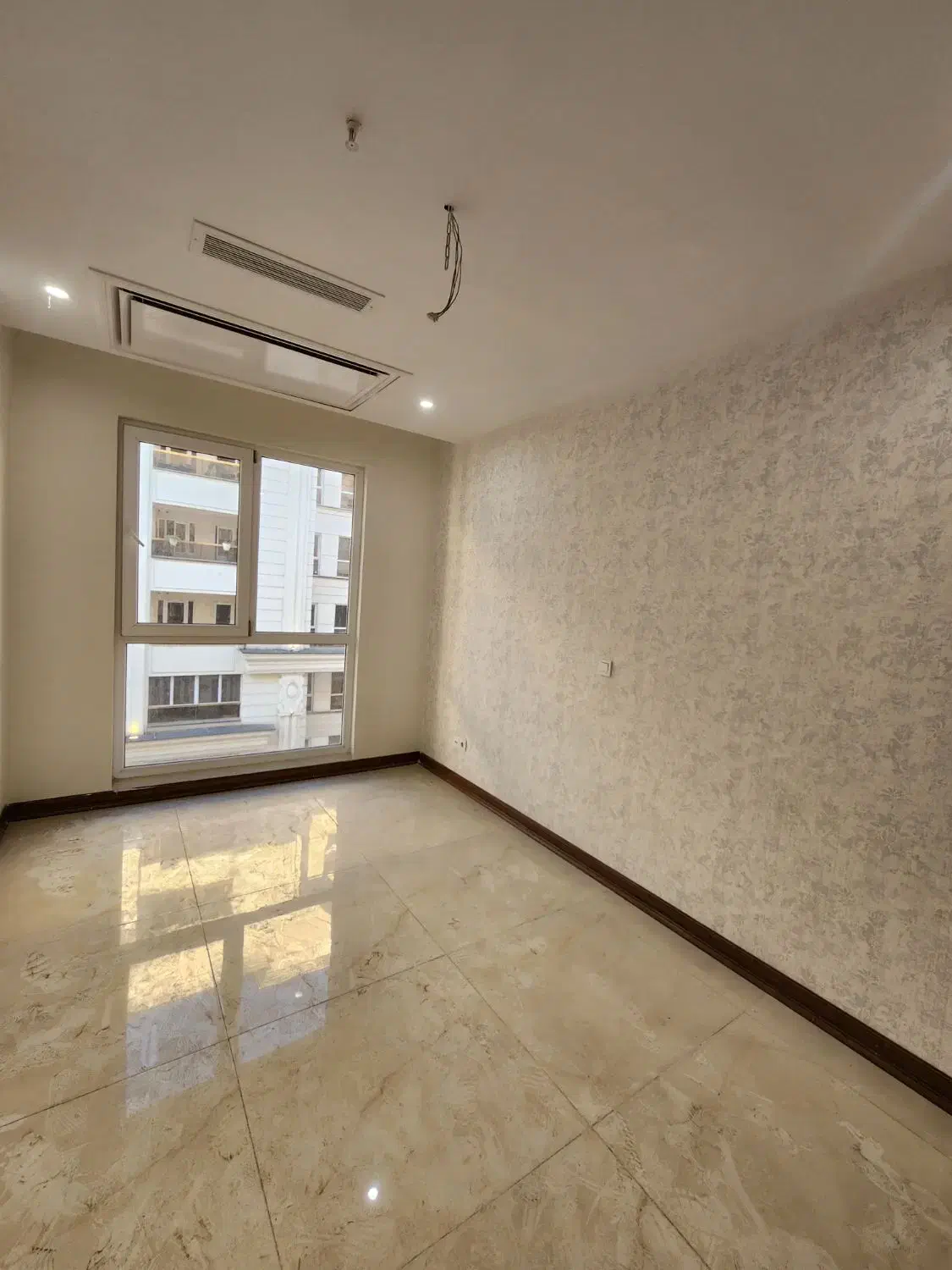 ۱۱۳متر۲خواب/نقشه بدون پرتی و نیم ویو/رونیکا پالاس