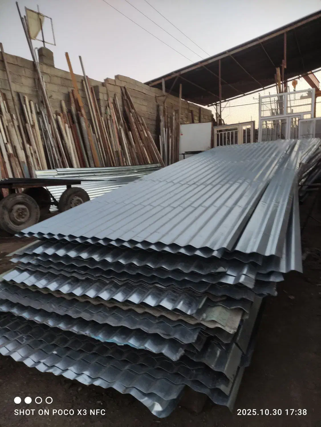 ورق شیروانی تیر آهن قوتی لوله انواع درب پنجره|مصالح و تجهیزات ساختمان|بوکان, |دیوار