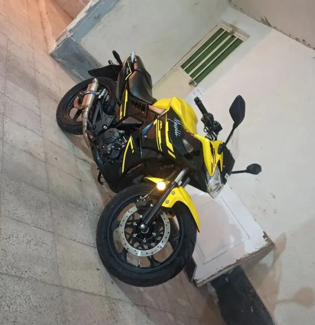 مگلی ۲۰۰ در حد نو|موتورسیکلت|کرج, کمالشهر|دیوار